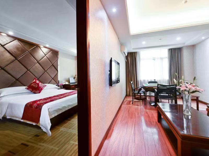 Vienna Hotel Nanning Jiangnan Wanda Exterior photo